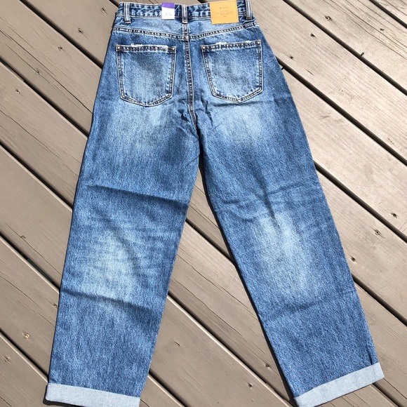 NWT Stradivarius New Carrot Stud Jeans Sz 2. - Picture 5 of 9